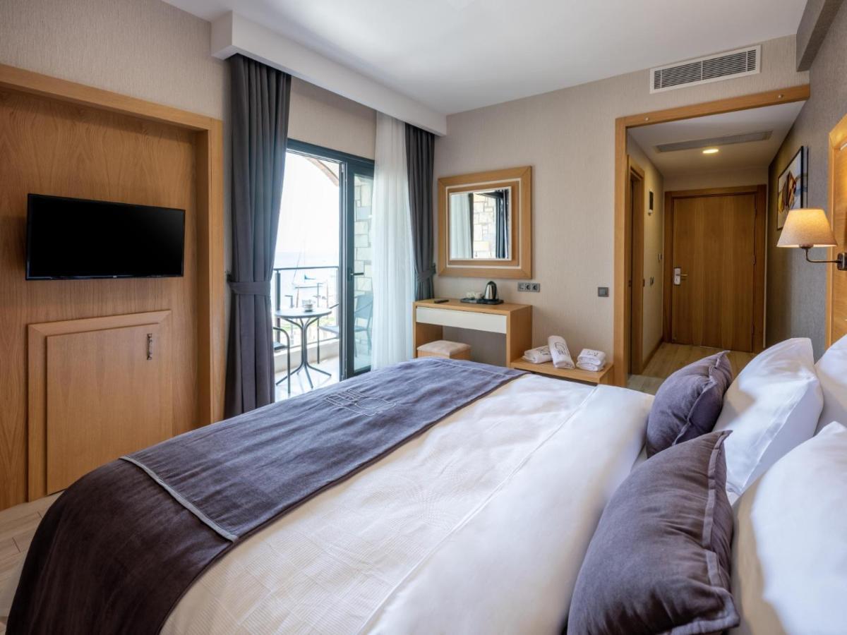 Ma-Si Urla Hotel Esterno foto