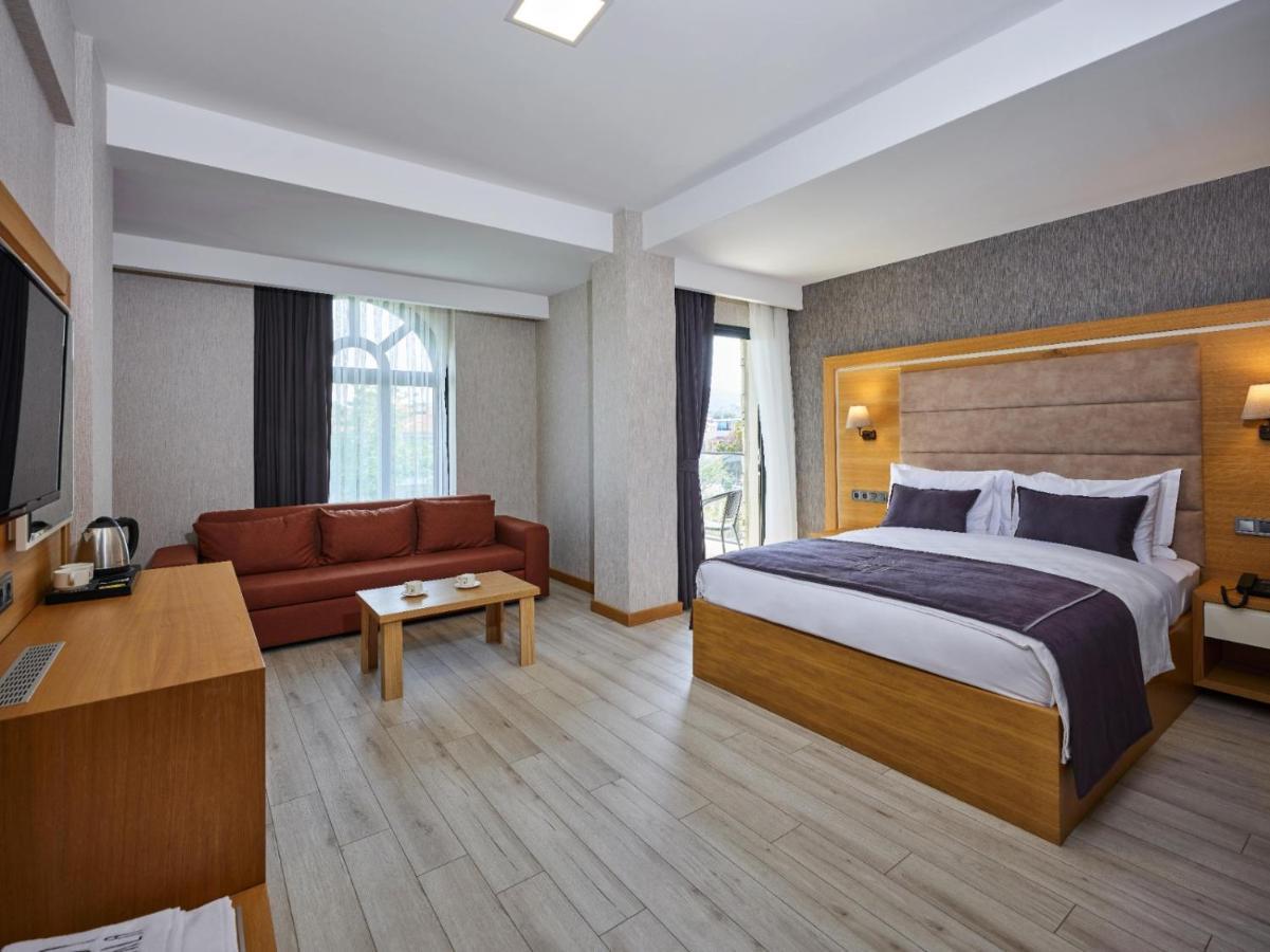 Ma-Si Urla Hotel Esterno foto