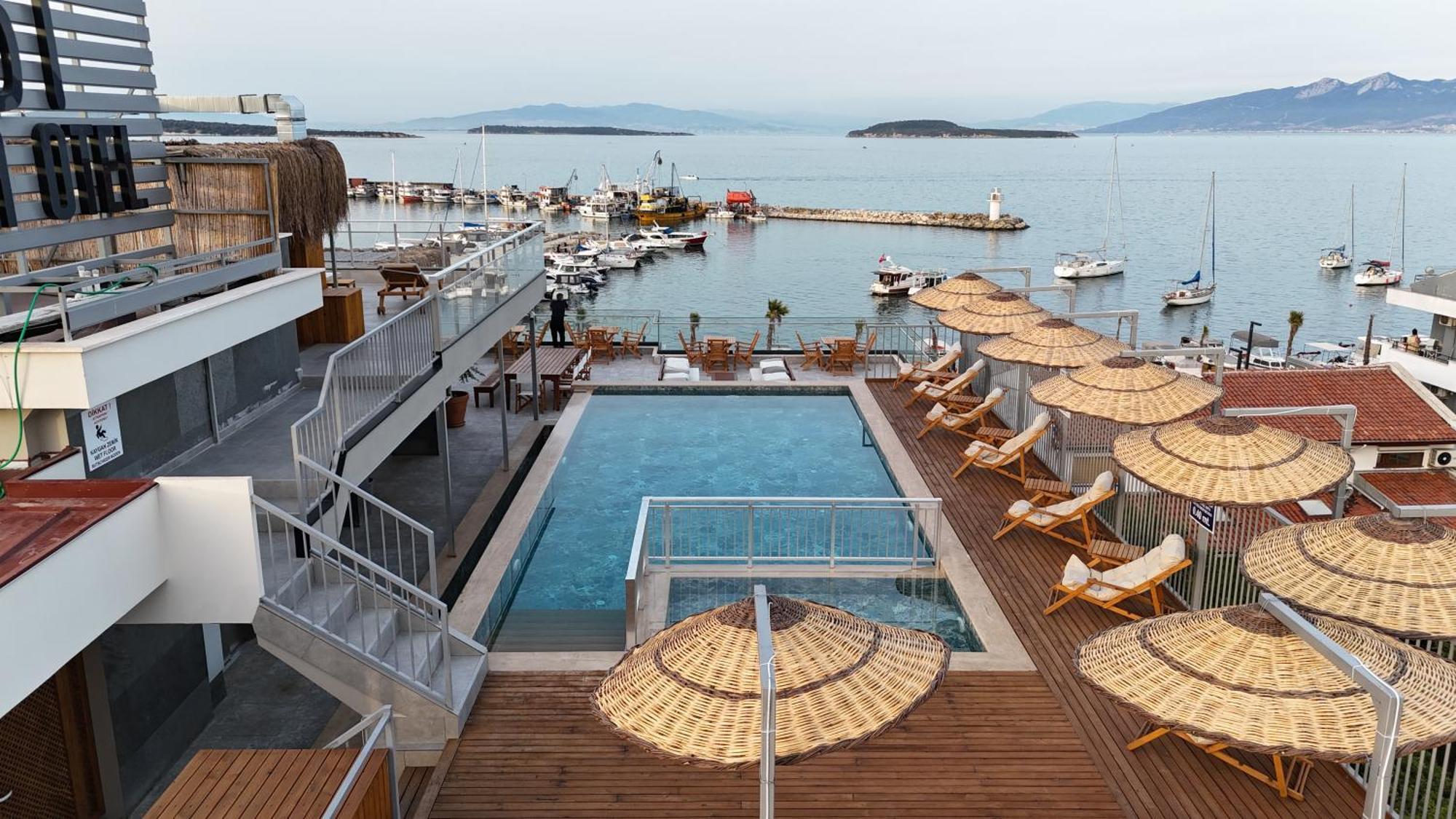 Ma-Si Urla Hotel Esterno foto